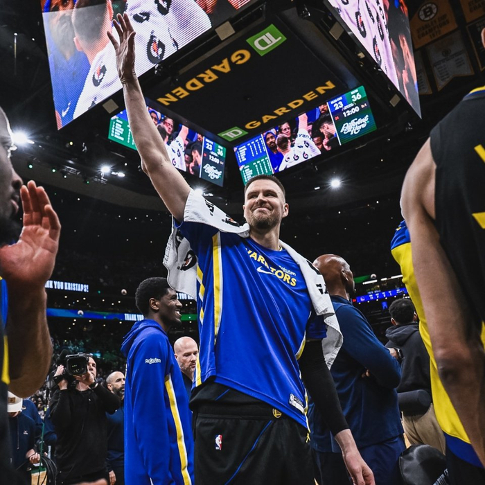 波尔津吉斯旧主首秀低迷 勇士客场惨败绿军