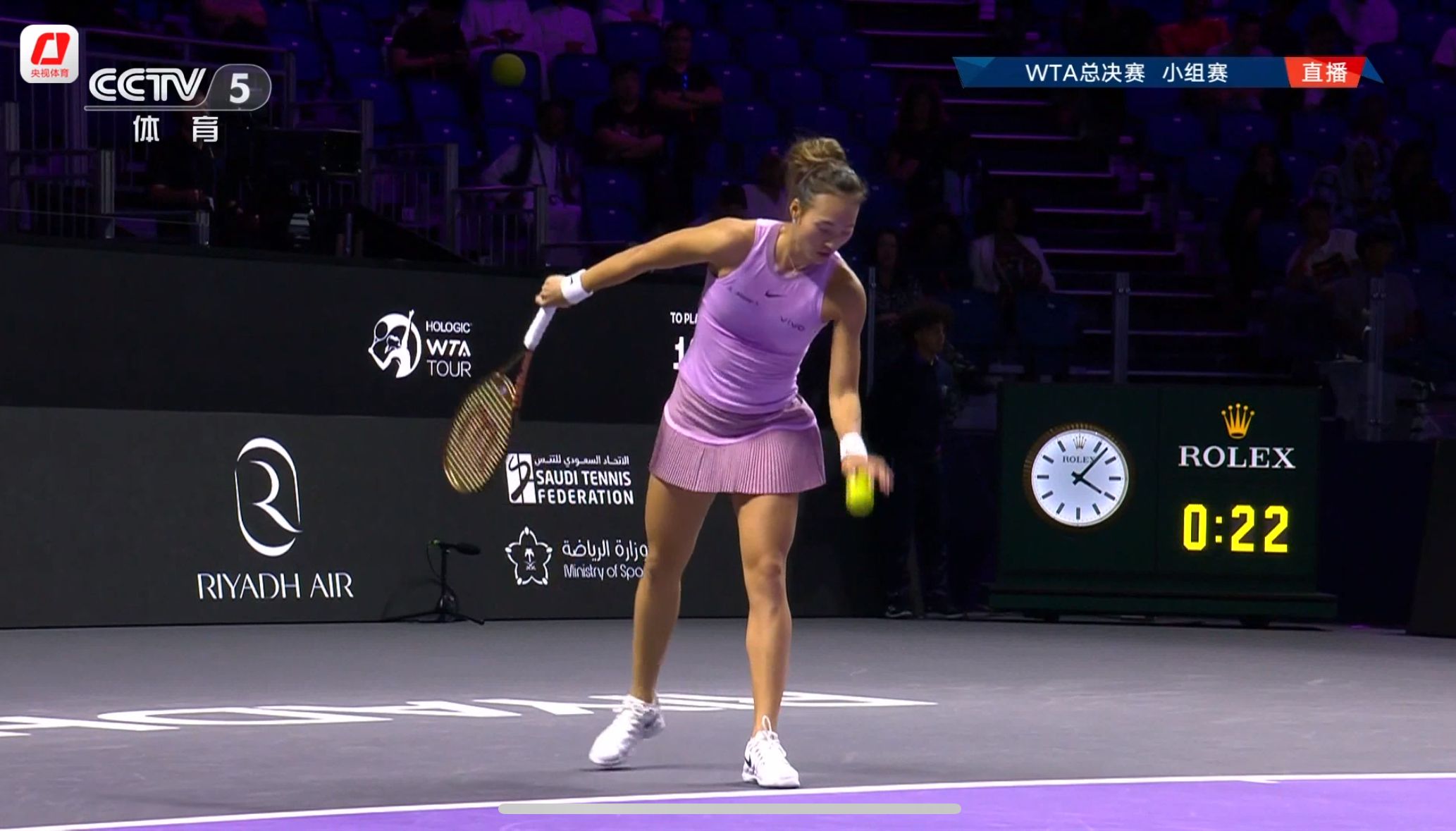 郑钦文首次参赛即闯入WTA年终总决赛四强，书写